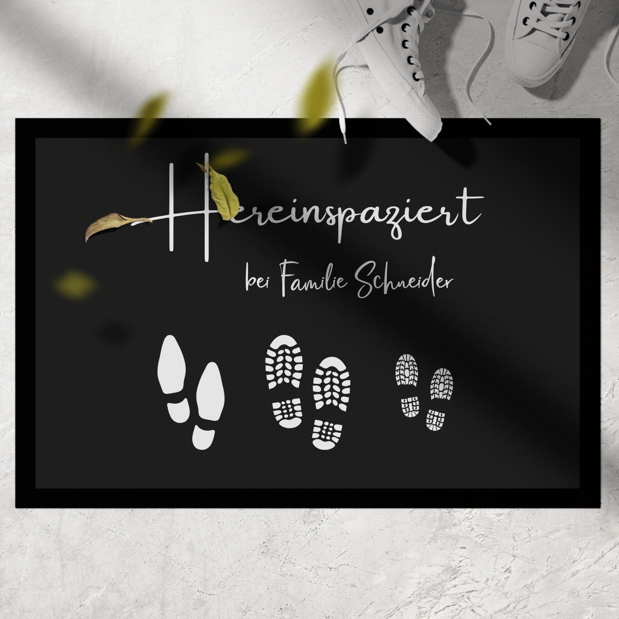 Personalisierte Fußmatte mit Schuh- & Fußabdrücken