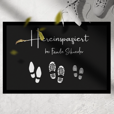 Personalisierte Fußmatte mit Schuh- & Fußabdrücken