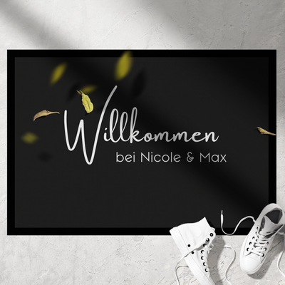 Personalisierte Fußmatte „Willkommen“ mit Wunschtext