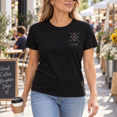 Personalisiertes Mama T-Shirt | Modernes Kreuz-Design mit Name & Jahreszahl