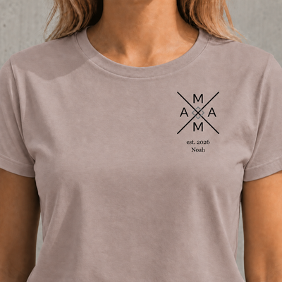 Personalisiertes Mama T-Shirt | Modernes Kreuz-Design mit Name & Jahreszahl