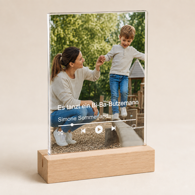 Personalisiertes Acrylglasbild für Mama mit Foto & Song