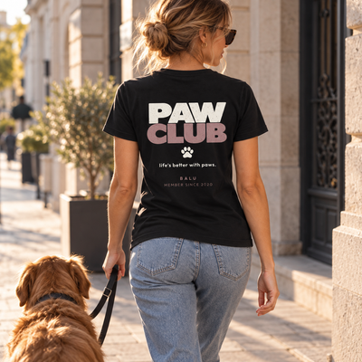 Personalisiertes PAW CLUB Damen T-Shirt in Schwarz – Streetwear-Lifestyle mit Hund